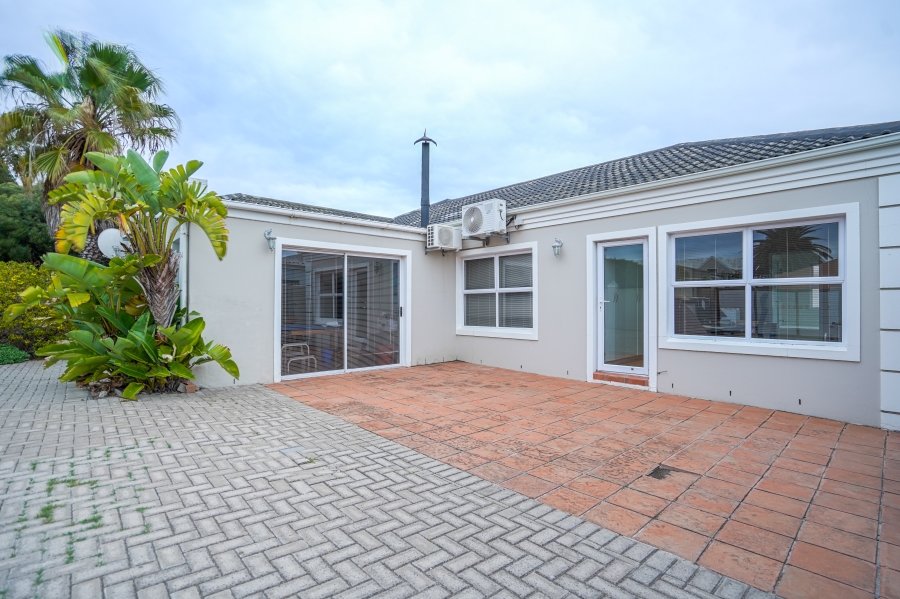 3 Bedroom Property for Sale in Parklands Western Cape